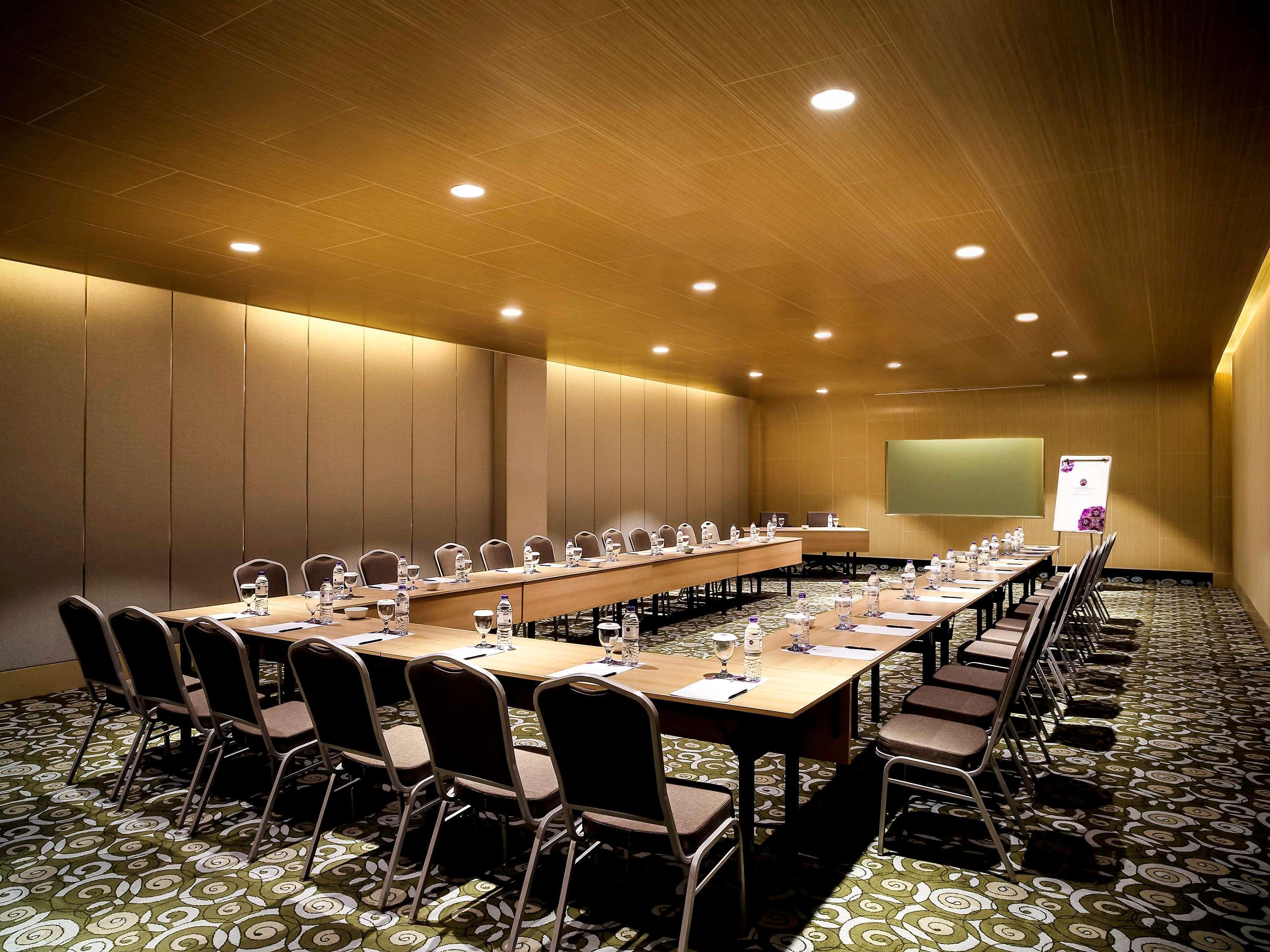 Grand Mercure Jakarta Harmoni Dış mekan fotoğraf